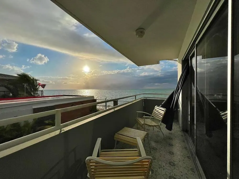 Casa Fausto: Stunning Sunset Beachfront Villa Cabo Rojo Πουέρτο Ρίκο